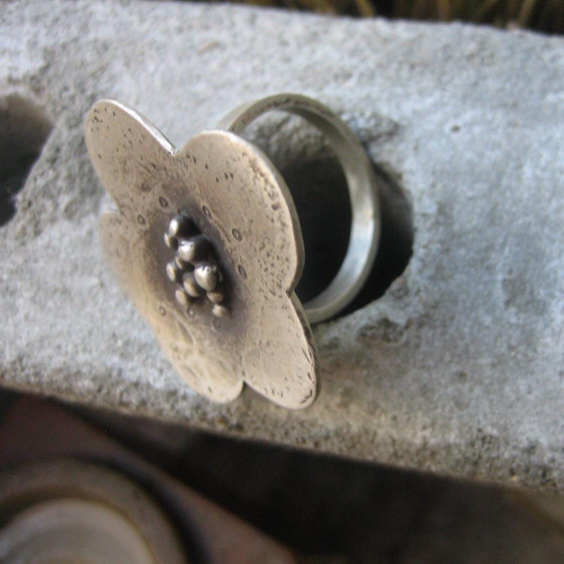 Bold Silver Flower Ring – Handmade Statement Jewelry by iNk Jewelry