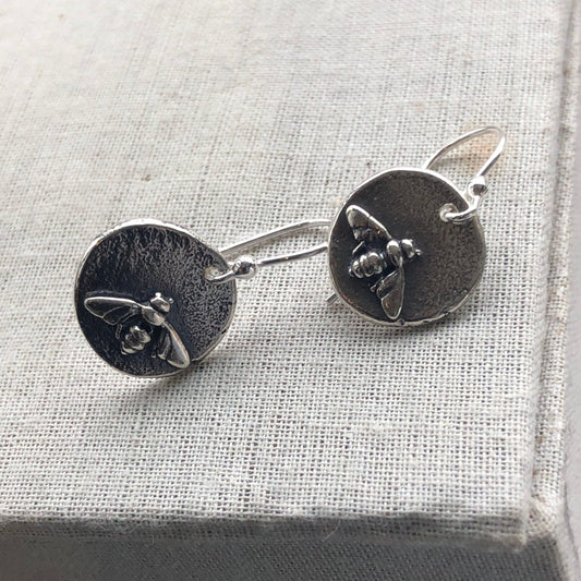 Bee&#39;s Knees Earring in Solid Sterling Silver by iNk Jewelry