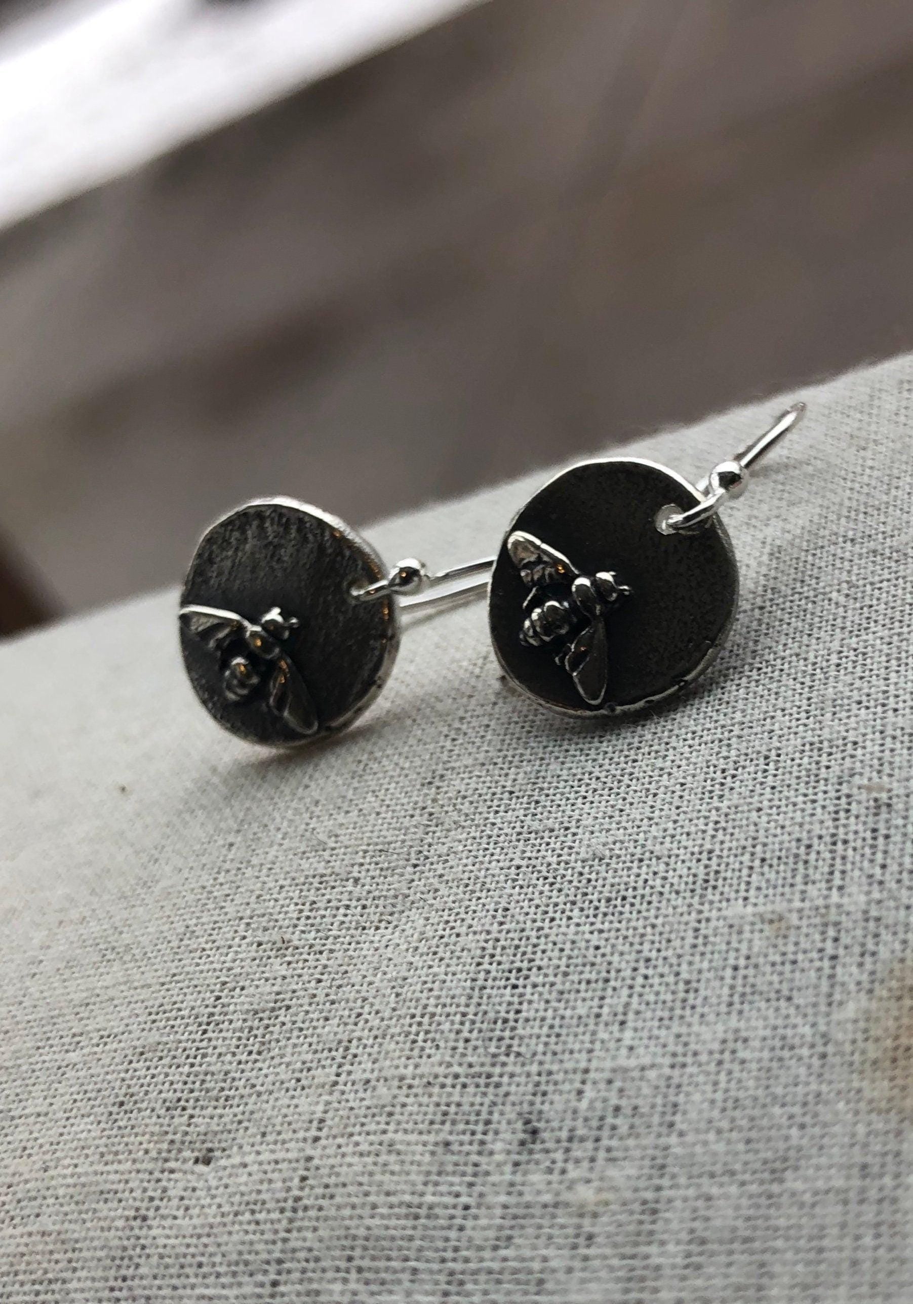 Bee&#39;s Knees Earring in Solid Sterling Silver by iNk Jewelry